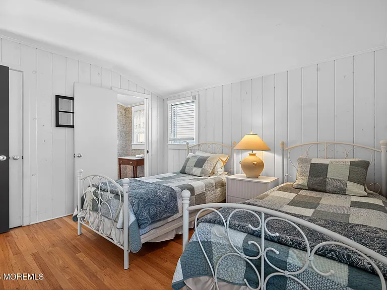 1521 Ocean Ave — Photo 22