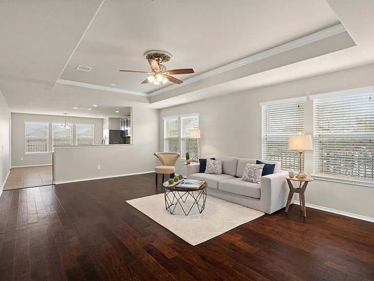 2811 Cone Flower Dr — Photo 5