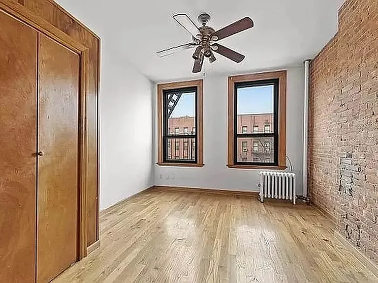2250 1st Ave #3N — Photo 2