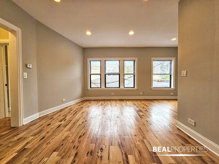 4601-09 N Lincoln Ave — Photo 12