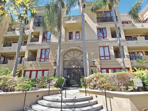 411 N Oakhurst Dr Unit 102, Beverly Hills, CA 90210
