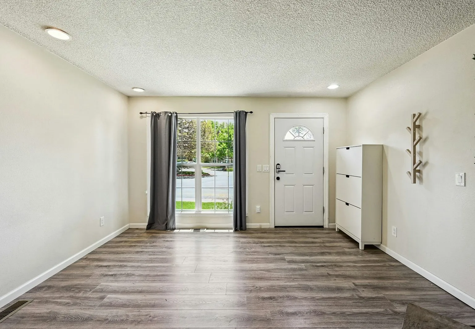 1732 South Blackhawk Way, Unit C — Photo 4