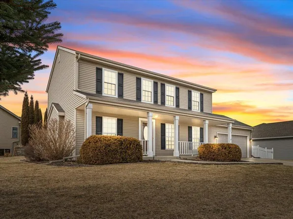 705 Chief Kewaskum PLACE, Kewaskum, WI 53040