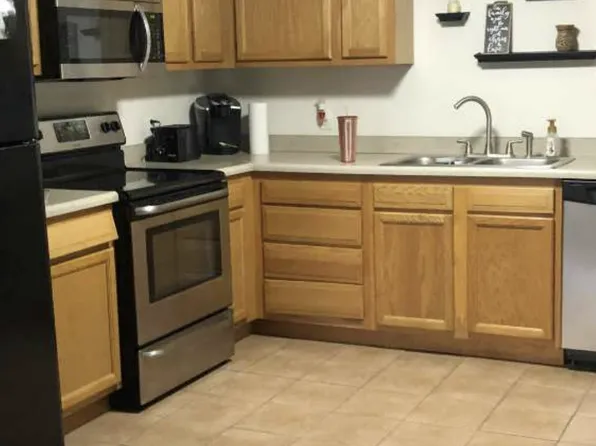 Twin Oaks Apartments