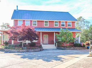 320 Norman Dr, Riddle, OR 97469