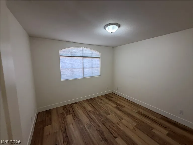 10225 Red Bridge Ave — Photo 16