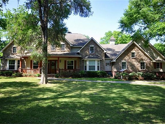 2nd image of 3431 River Forest Dr