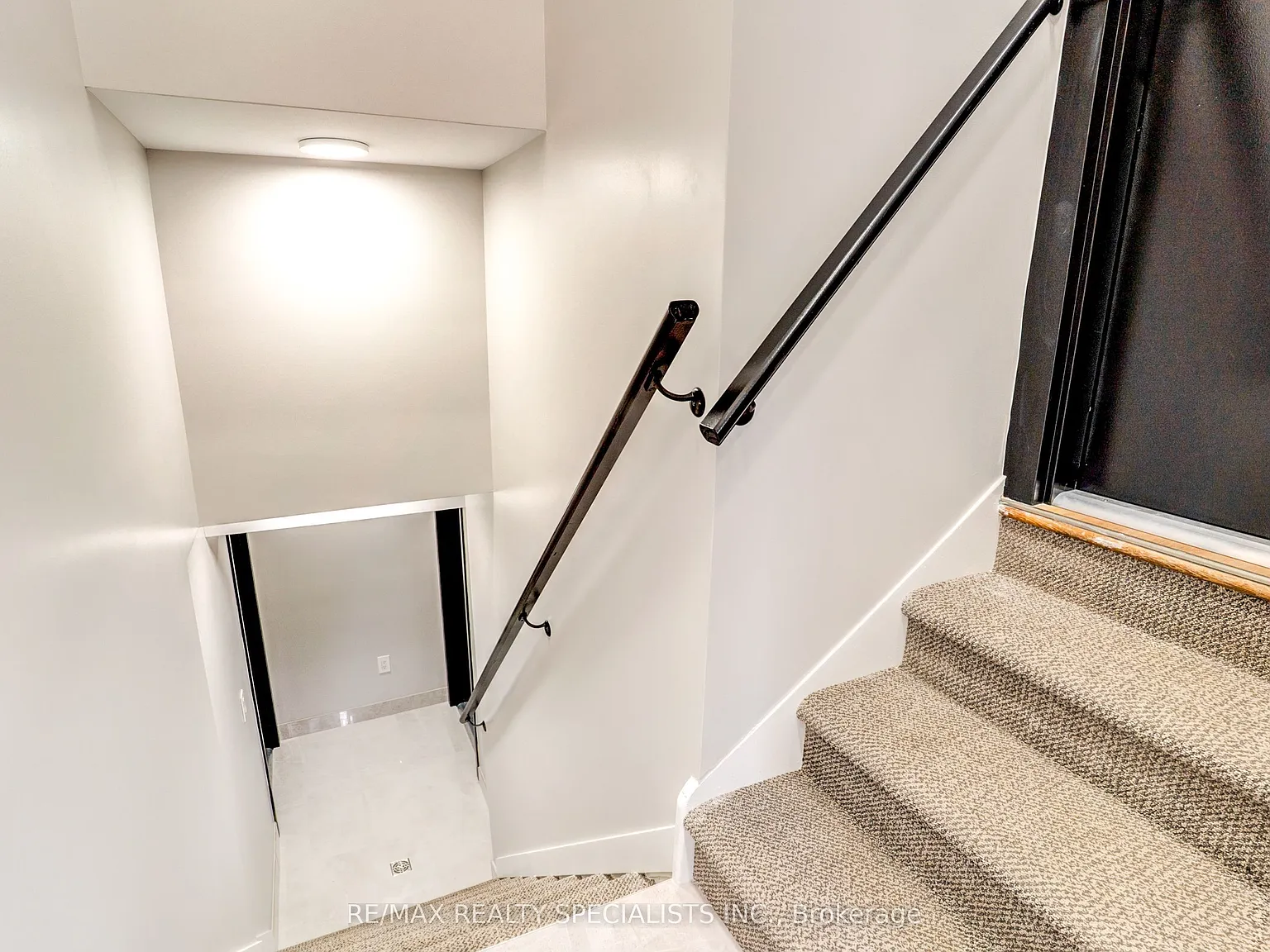 1 bed, $2,200 — Photo 3