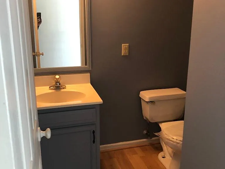 835 E King St #835 — Photo 40