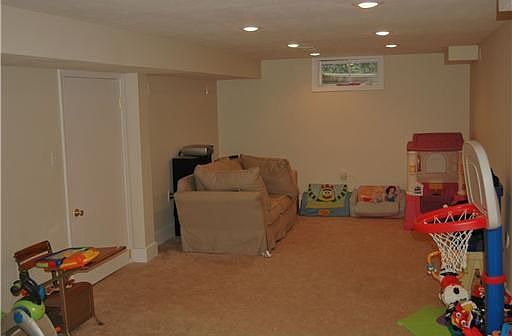 5th image of 1246 Sunnymede Ave