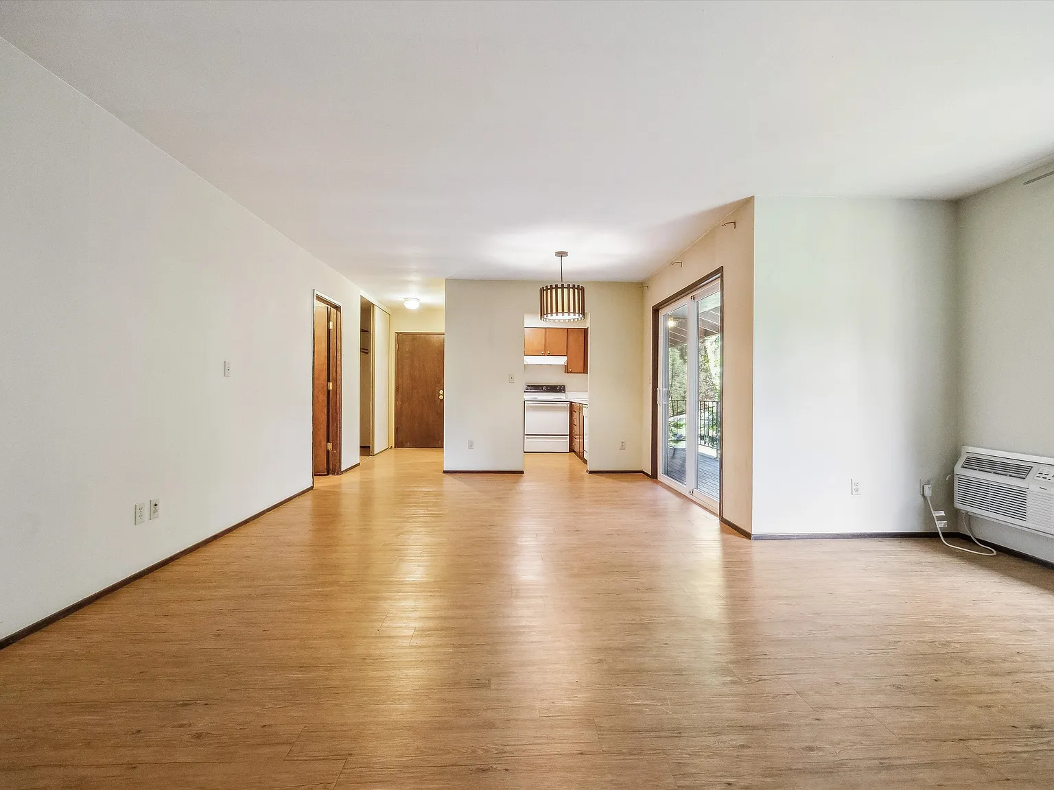 Terri 24 Apartments — Photo 2