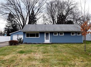 483 Clifton Dr NE, Warren, OH