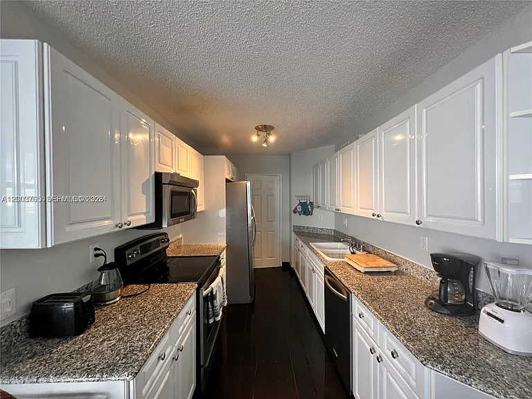 16711 Collins Ave #602 — Photo 6