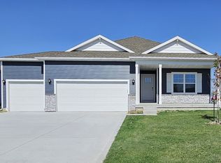 Hamilton Plan, Spring Creek Ridge West, Altoona, IA 50009