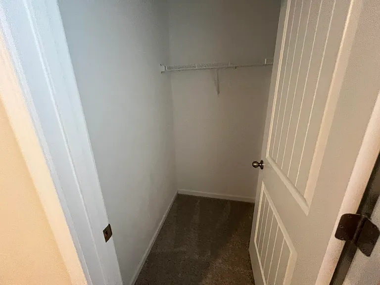4044 Thimbleberry Dr — Photo 28
