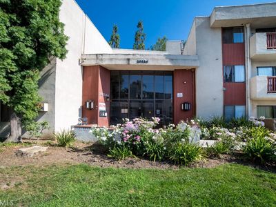 20234 Cantara St UNIT 107, Winnetka, CA, 91306