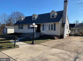 58 Moon Dr, Fallsington, PA 19054