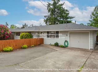 17917 Oatfield Rd, Gladstone, OR 97027