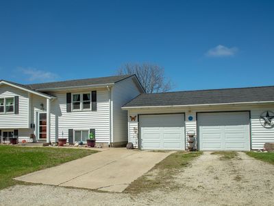 230 Berkey St, Maynard, IA, 50655