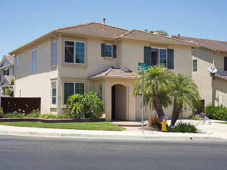 45349 Escalon St — Photo 1