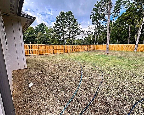 504 Ranier Dr — Photo 3