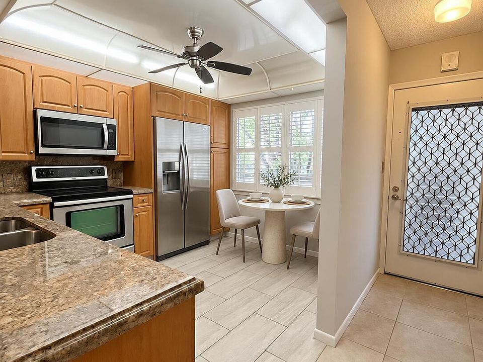 1st image of 4701 Martinique Drive #L2