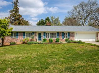 743 Richbourg Rd, Greenville, SC 29615