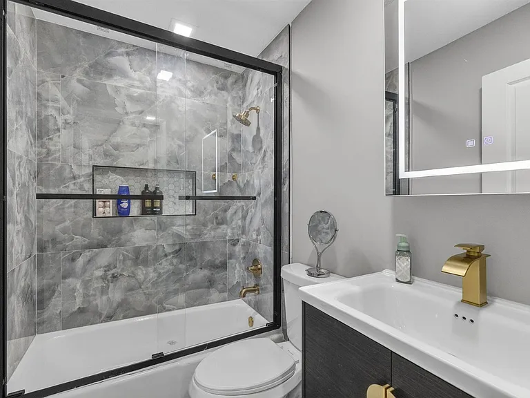 800 NW 6th Ave — Photo 19