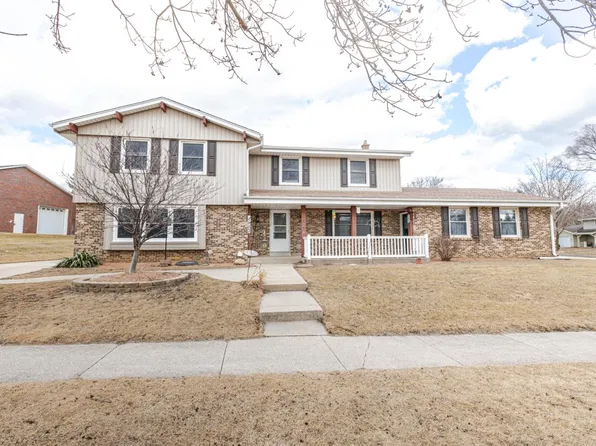 1901 Wolf ROAD #1903, Waukesha, WI 53186