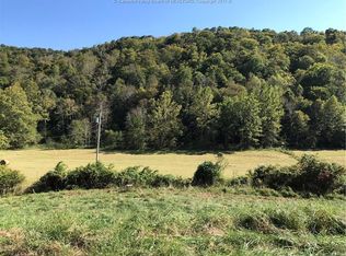 572 Providence Rd, Elizabeth, WV 26143