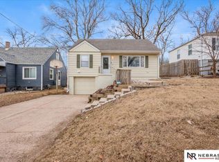 5823 Burdette St, Omaha, NE 68104