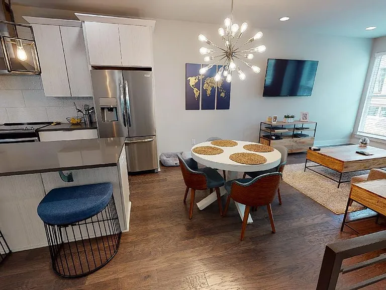 244 Uptown West Dr — Photo 9