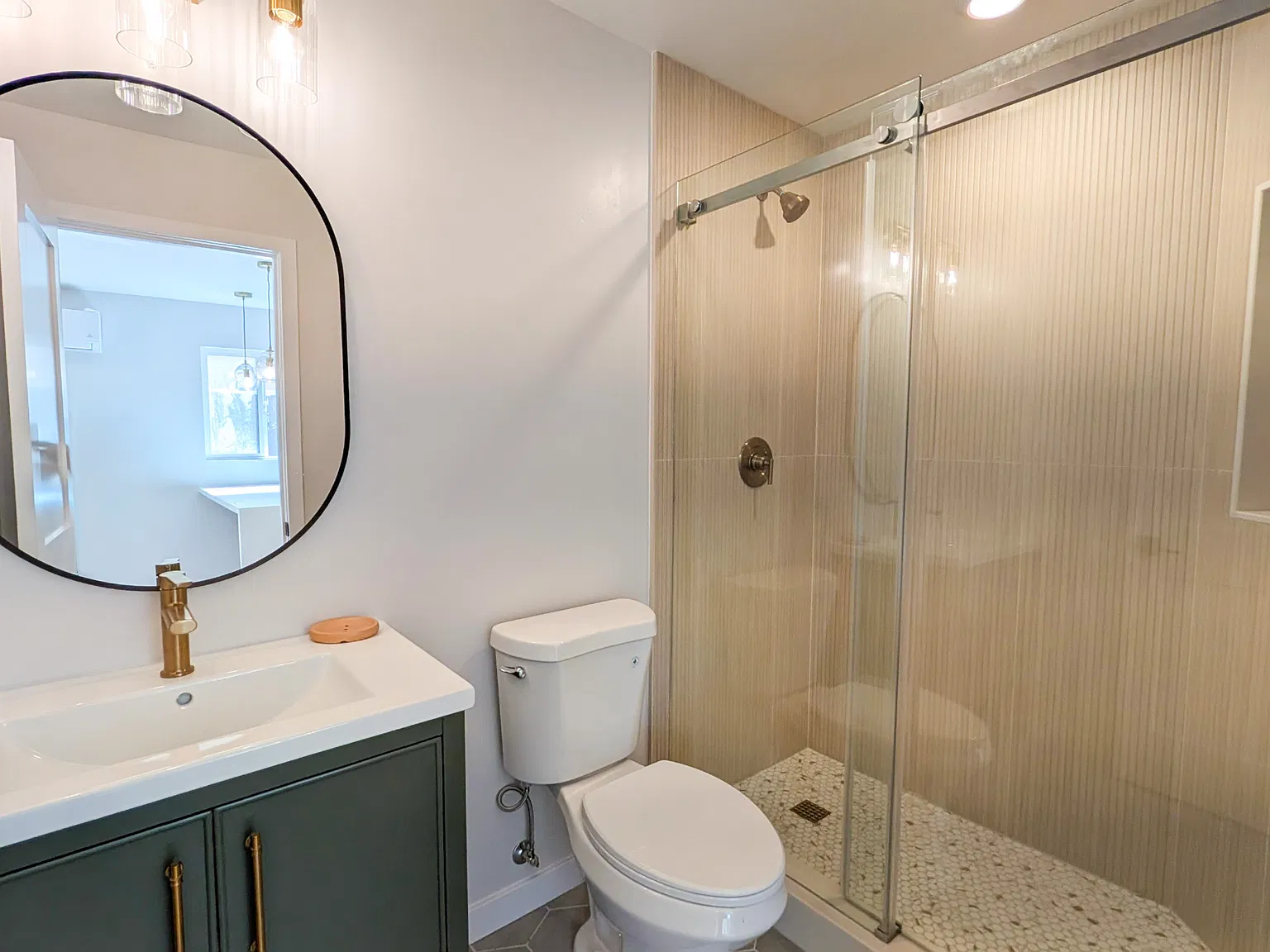 Studio, 458 sqft, $2,100 — Photo 4