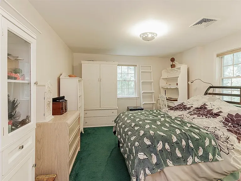 426 Conant Rd — Photo 3