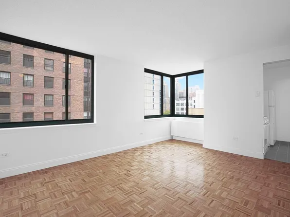 200 West 60th Street image 1 of 37