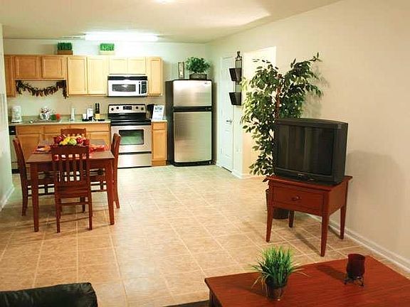 5th image of 3000 S Adams St #937