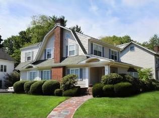 43 Undercliff Rd, Millburn, NJ 07041