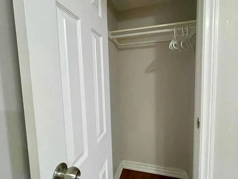 92 Hiscock Blvd #BASEMENT — Photo 5