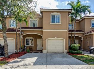 14752 SW 9th Ter, Miami, FL 33194