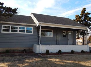 1633 N Harding Ave, Wichita, KS 67208