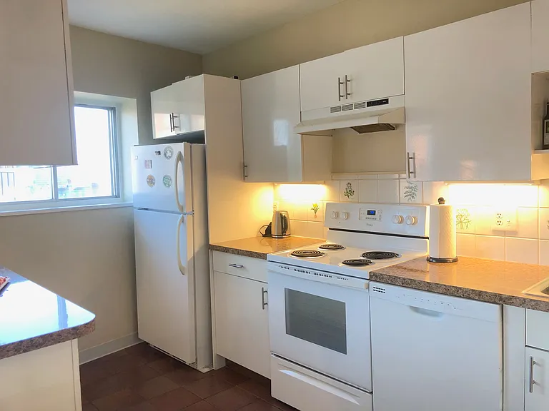259 Beacon St #72 — Photo 6