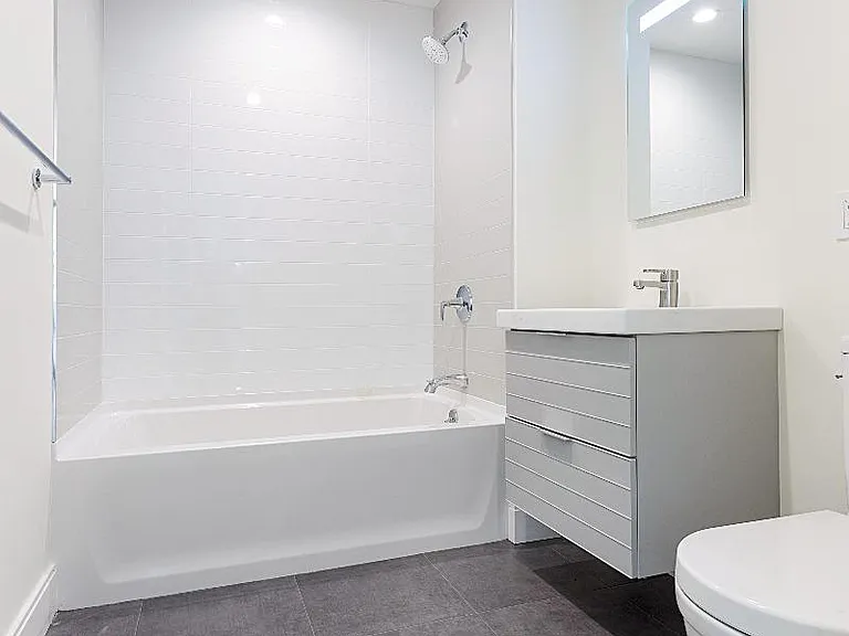 40 Fisher Ave #202 — Photo 4