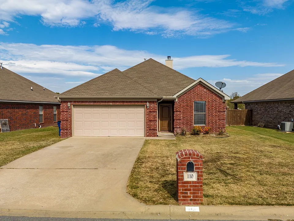 110 Vienne Pl