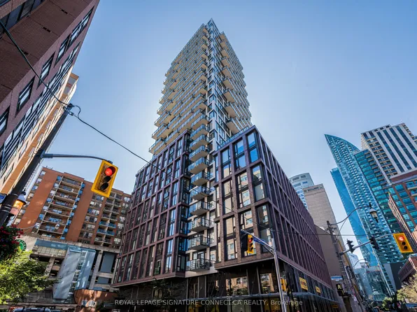 2 A Church St #2703, Toronto, ON M5E 0E1