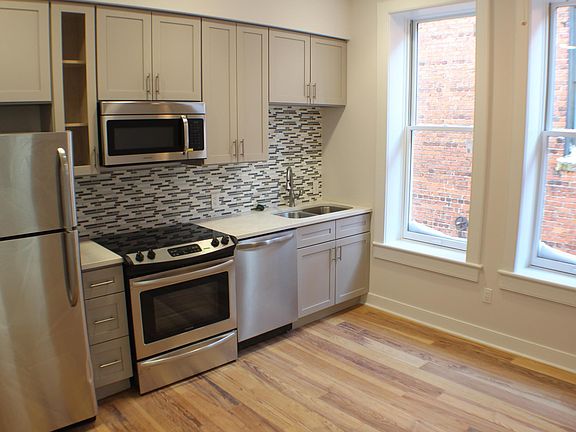 2nd image of 119 W Tazewell St #203
