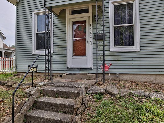 3rd image of 6762 Parkland Ave