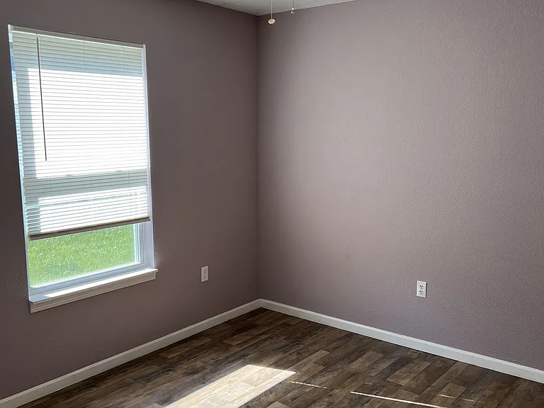 707 Elliott Ln — Photo 17