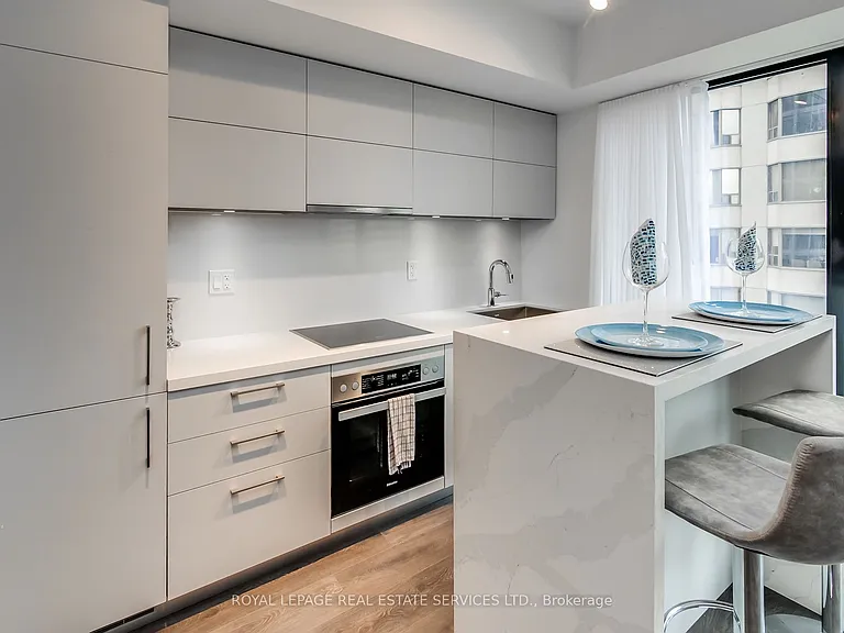 188 Cumberland St #1907 — Photo 3