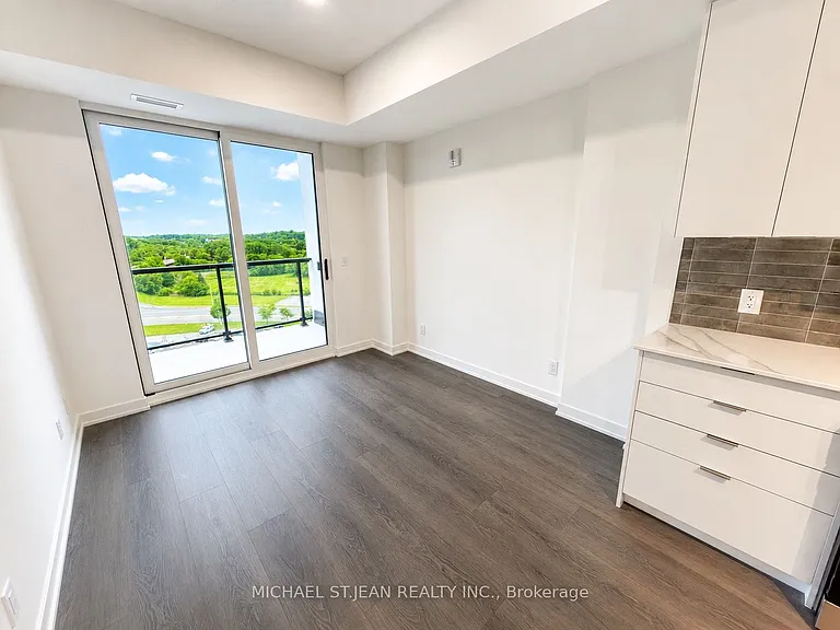 33 Erie Ave #1015 — Photo 3