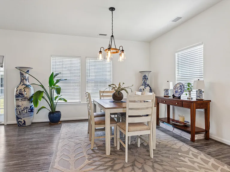 129 Corcoran Ln — Photo 13